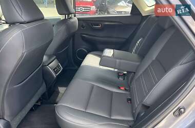 Внедорожник / Кроссовер Lexus NX 2016 в 