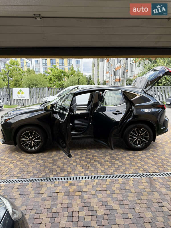 Внедорожник / Кроссовер Lexus NX 2022 в Киеве