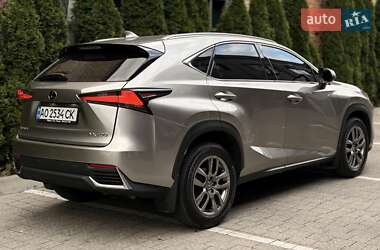 Внедорожник / Кроссовер Lexus NX 2018 в 