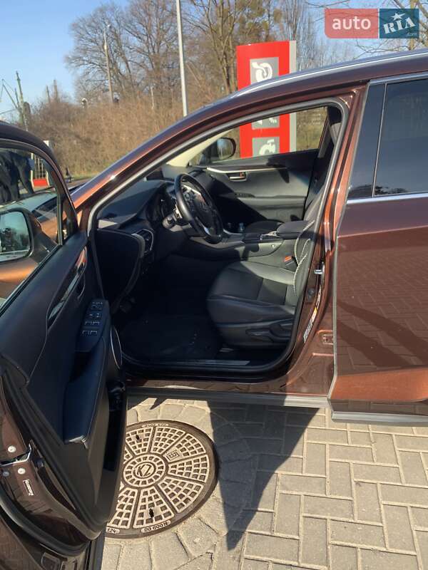 Внедорожник / Кроссовер Lexus NX 2018 в Киеве