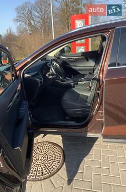 Внедорожник / Кроссовер Lexus NX 2018 в 