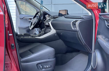 Внедорожник / Кроссовер Lexus NX 2019 в 
