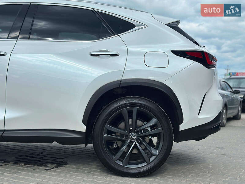 Внедорожник / Кроссовер Lexus NX 2023 в Львове
