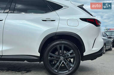 Внедорожник / Кроссовер Lexus NX 2023 в 