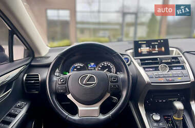 Внедорожник / Кроссовер Lexus NX 2017 в 