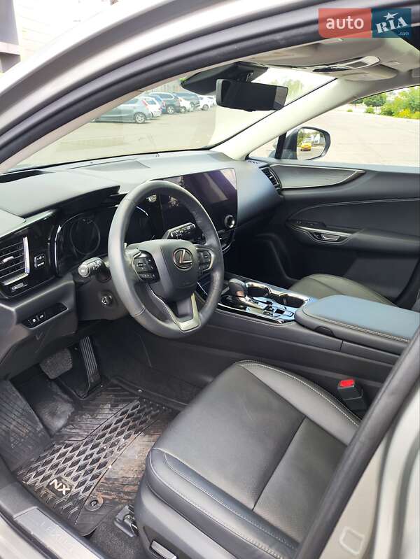 Внедорожник / Кроссовер Lexus NX 2022 в Кривом Роге