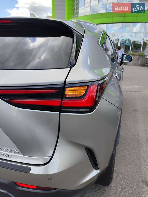 Внедорожник / Кроссовер Lexus NX 2022 в Кривом Роге