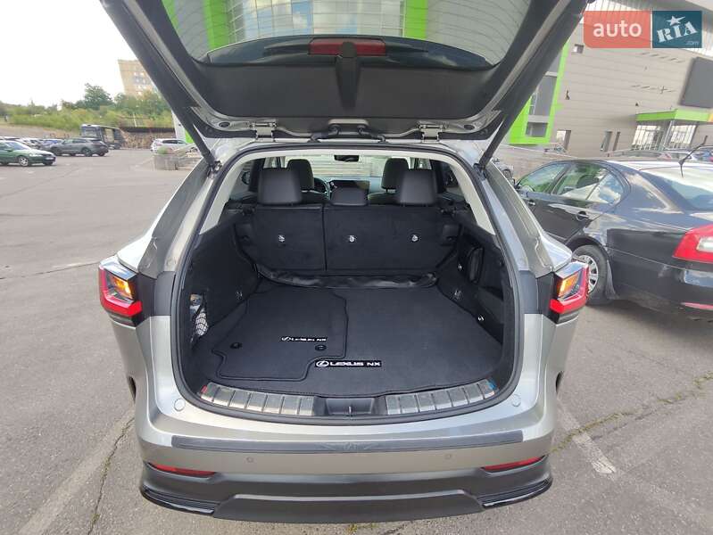 Внедорожник / Кроссовер Lexus NX 2022 в Кривом Роге