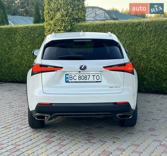 Внедорожник / Кроссовер Lexus NX 2017 в Львове