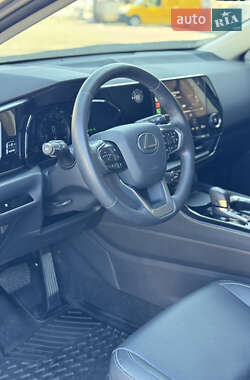 Внедорожник / Кроссовер Lexus NX 2022 в 