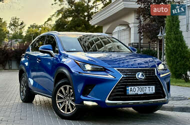 Внедорожник / Кроссовер Lexus NX 2018 в 