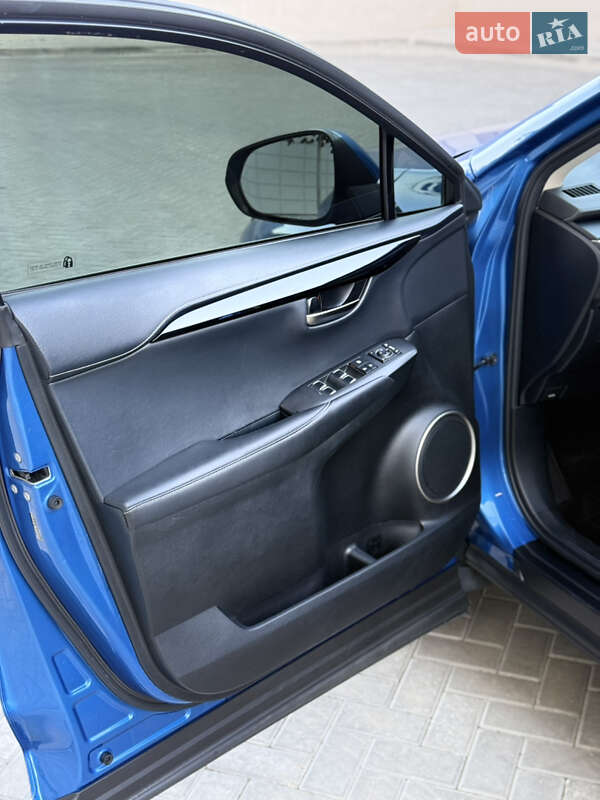 Внедорожник / Кроссовер Lexus NX 2018 в Одессе