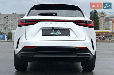 Внедорожник / Кроссовер Lexus NX 2022 в 