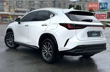 Внедорожник / Кроссовер Lexus NX 2022 в 