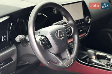 Внедорожник / Кроссовер Lexus NX 2022 в 