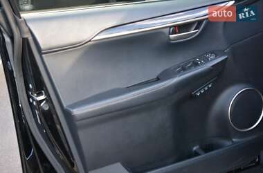 Внедорожник / Кроссовер Lexus NX 2015 в 