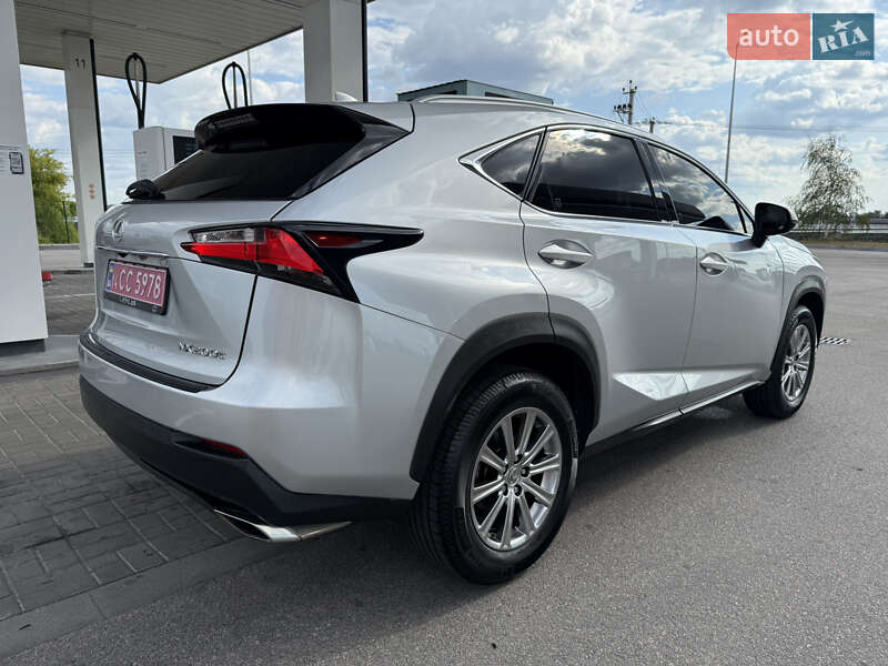 Внедорожник / Кроссовер Lexus NX 2016 в Днепре