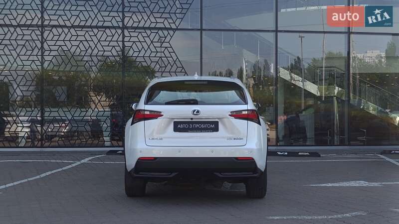 Внедорожник / Кроссовер Lexus NX 2015 в Киеве