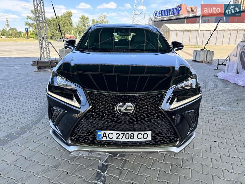 Позашляховик / Кросовер Lexus NX 2018 в 