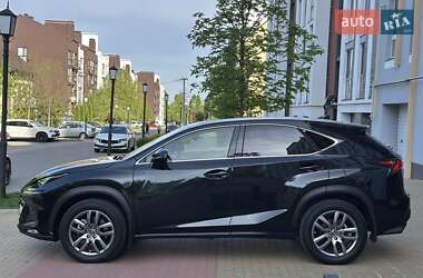 Внедорожник / Кроссовер Lexus NX 2018 в 