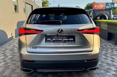 Позашляховик / Кросовер Lexus NX 2021 в 