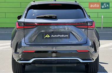 Позашляховик / Кросовер Lexus NX 2022 в 