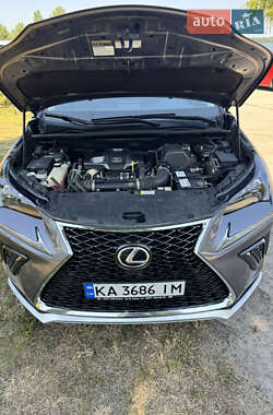 Внедорожник / Кроссовер Lexus NX 2015 в 