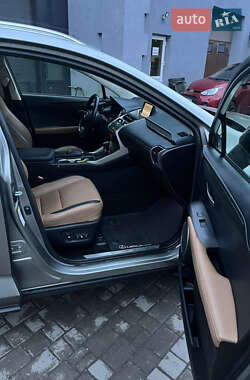Внедорожник / Кроссовер Lexus NX 2017 в 