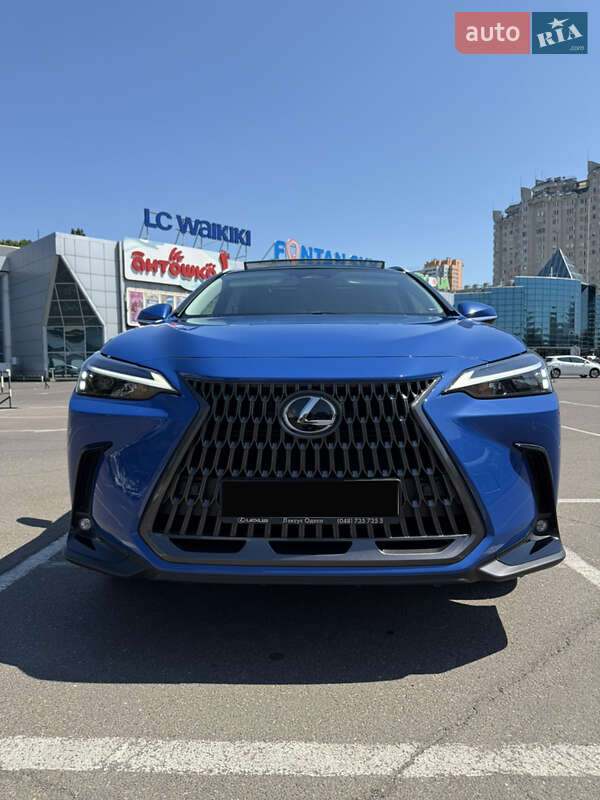 Внедорожник / Кроссовер Lexus NX 2022 в 