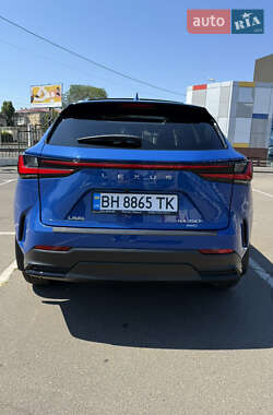 Внедорожник / Кроссовер Lexus NX 2022 в 