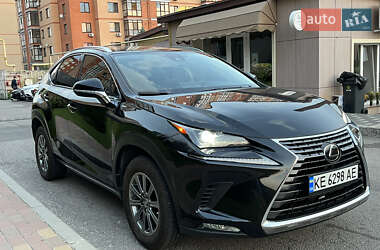 Внедорожник / Кроссовер Lexus NX 2019 в 