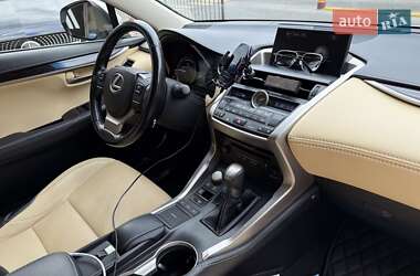 Внедорожник / Кроссовер Lexus NX 2016 в 