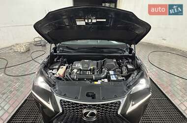 Позашляховик / Кросовер Lexus NX 2017 в 