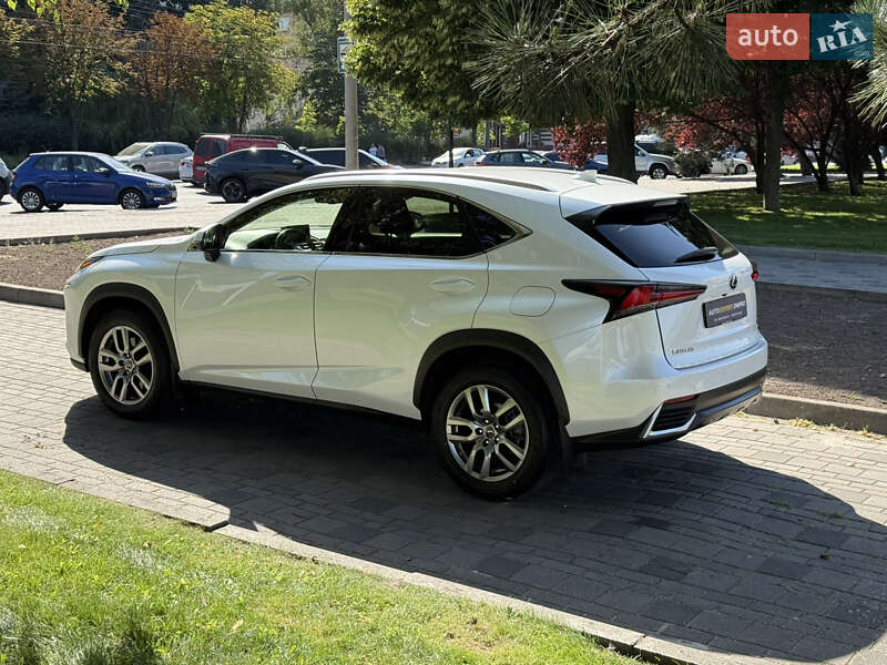 Внедорожник / Кроссовер Lexus NX 2018 в Днепре