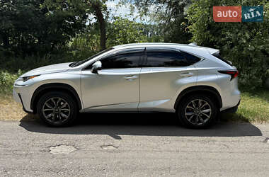Внедорожник / Кроссовер Lexus NX 2019 в 