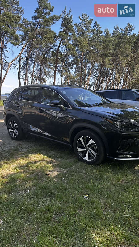 Внедорожник / Кроссовер Lexus NX 2021 в Черкассах