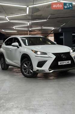 Позашляховик / Кросовер Lexus NX 2018 в 