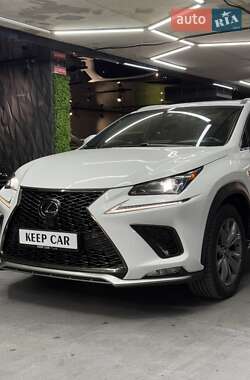 Позашляховик / Кросовер Lexus NX 2018 в 