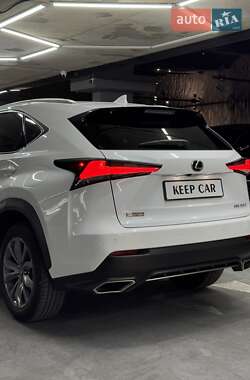 Позашляховик / Кросовер Lexus NX 2018 в 