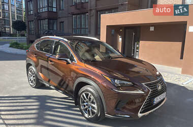 Позашляховик / Кросовер Lexus NX 2018 в 