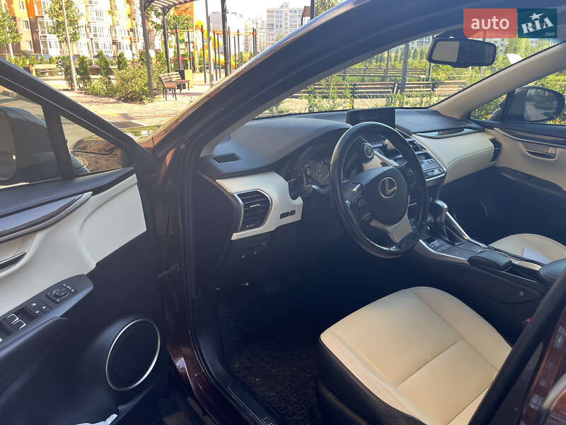 Позашляховик / Кросовер Lexus NX 2018 в Чернігові