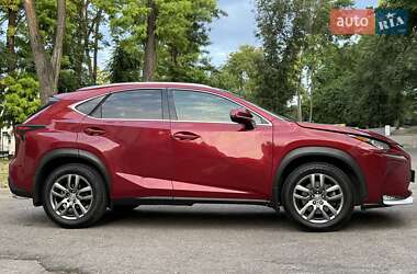 Позашляховик / Кросовер Lexus NX 2016 в 