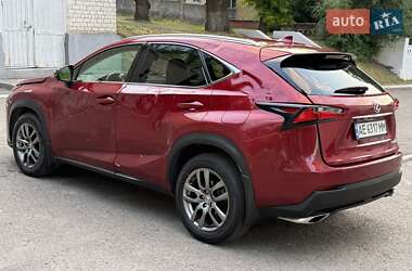 Позашляховик / Кросовер Lexus NX 2016 в 
