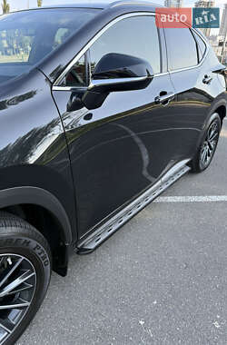 Внедорожник / Кроссовер Lexus NX 2022 в 