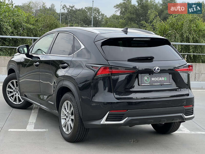 Внедорожник / Кроссовер Lexus NX 2018 в Киеве
