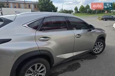 Внедорожник / Кроссовер Lexus NX 2018 в 
