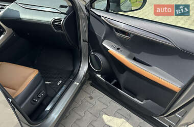 Внедорожник / Кроссовер Lexus NX 2020 в 