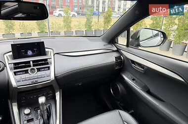 Внедорожник / Кроссовер Lexus NX 2017 в 