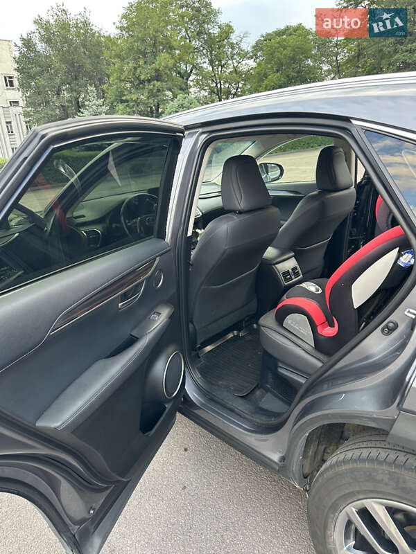 Внедорожник / Кроссовер Lexus NX 2017 в Каменском фото 4 Внедорожник / Кроссовер Lexus NX 2017 в Каменском