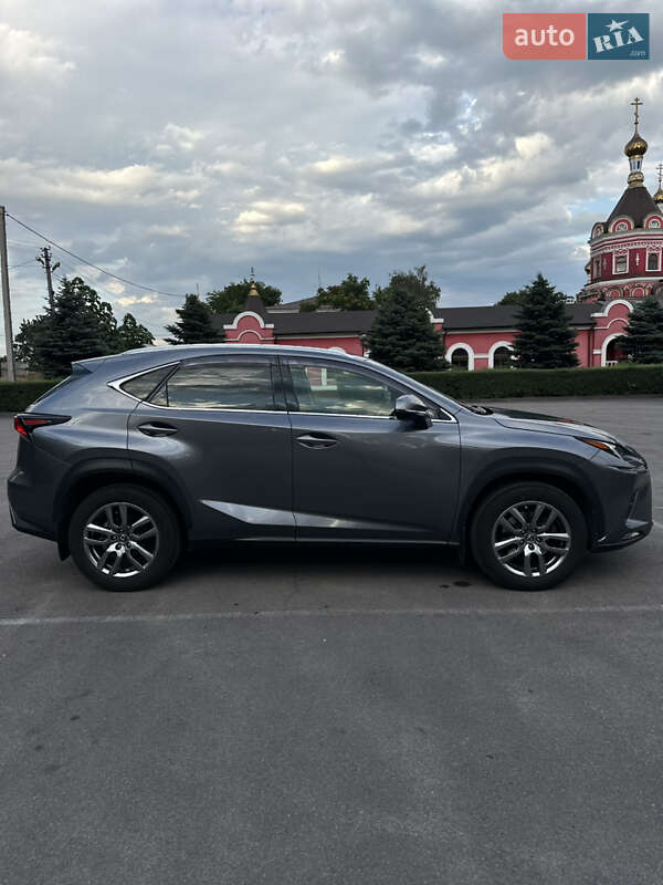 Внедорожник / Кроссовер Lexus NX 2017 в Каменском фото 10 Внедорожник / Кроссовер Lexus NX 2017 в Каменском